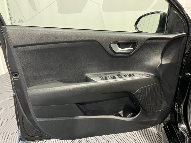 Photo 21 de l'offre de KIA RIO 1.0 T-GDi 100 ch MHEV iBVM6 GT Line Premium à 13990€ chez VL Auto