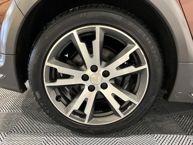 Photo 18 de l'offre de PEUGEOT 508 RXH  2.0 HDi 163ch FAP BMP6 + Electric 37ch Limited Edition à 11990€ chez VL Auto