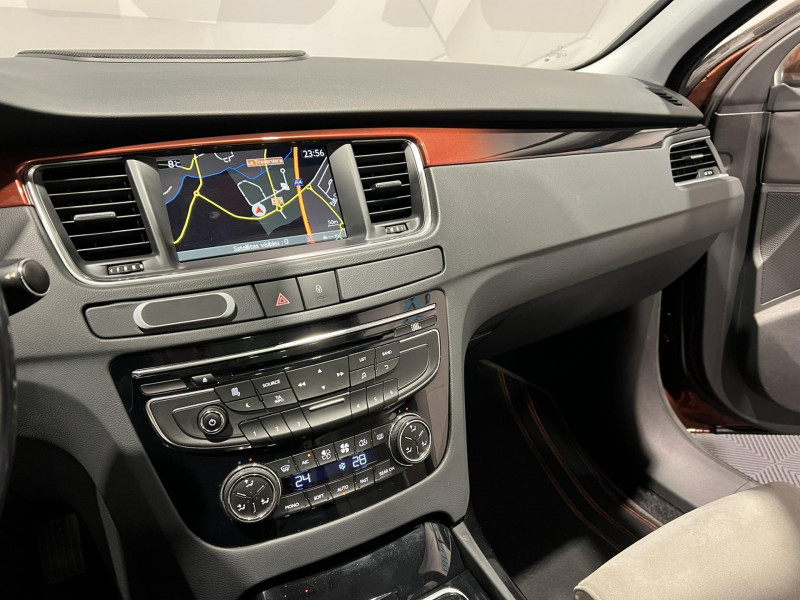 Photo 12 de l'offre de PEUGEOT 508 RXH  2.0 HDi 163ch FAP BMP6 + Electric 37ch Limited Edition à 11990€ chez VL Auto