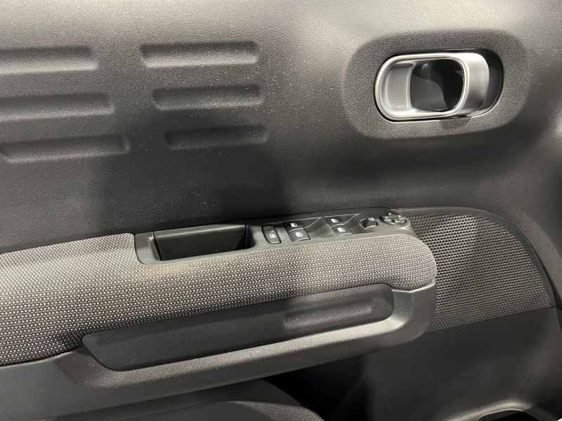 Photo 21 de l'offre de CITROEN C3 AIRCROSS BlueHDi 100 S&S BVM6 Feel à 10990€ chez VL Auto