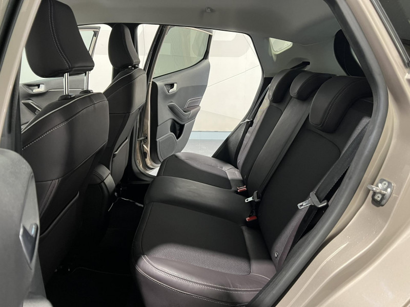 Photo 9 de l'offre de FORD FIESTA 1.0 EcoBoost 100 ch S&S BVM6 Vignale à 11990€ chez VL Auto