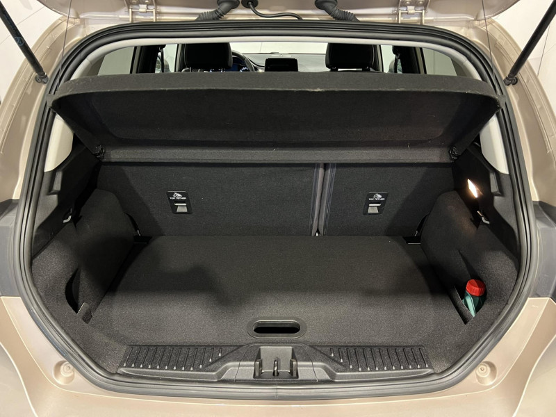 Photo 10 de l'offre de FORD FIESTA 1.0 EcoBoost 100 ch S&S BVM6 Vignale à 11990€ chez VL Auto