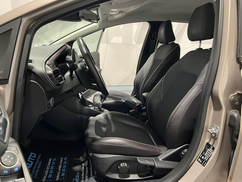 Photo 6 de l'offre de FORD FIESTA 1.0 EcoBoost 100 ch S&S BVM6 Vignale à 11990€ chez VL Auto