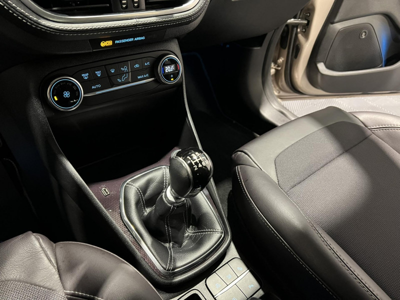 Photo 13 de l'offre de FORD FIESTA 1.0 EcoBoost 100 ch S&S BVM6 Vignale à 11990€ chez VL Auto