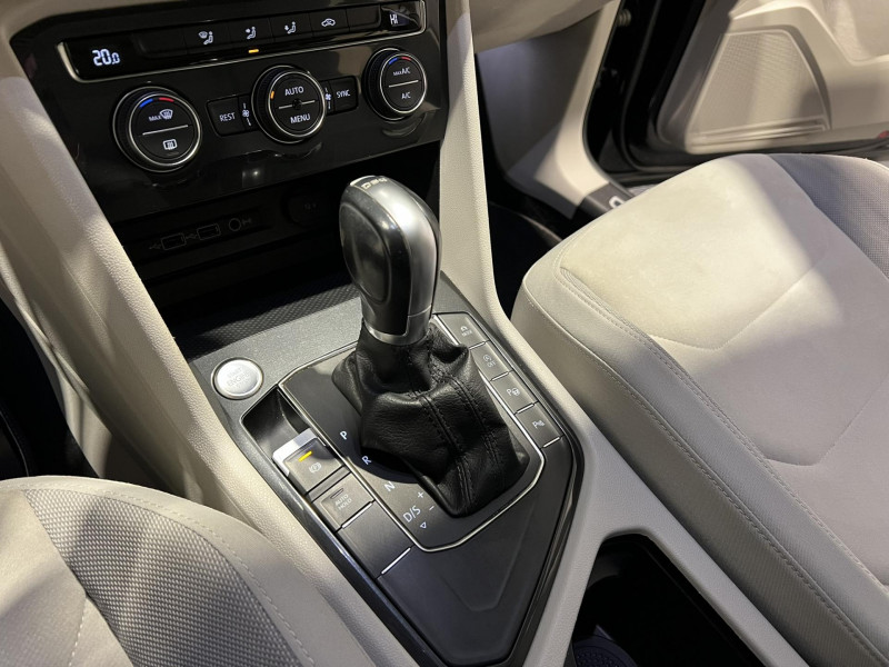 Photo 13 de l'offre de VOLKSWAGEN TIGUAN ALLSPACE 2.0 TDI 150 DSG7 Carat 7 Places à 26990€ chez VL Auto