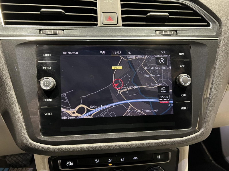 Photo 24 de l'offre de VOLKSWAGEN TIGUAN ALLSPACE 2.0 TDI 150 DSG7 Carat 7 Places à 26990€ chez VL Auto