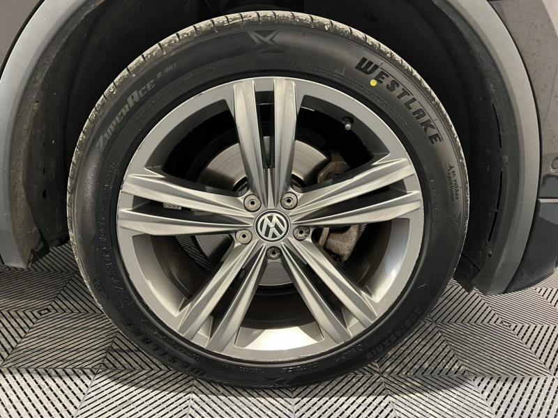 Photo 18 de l'offre de VOLKSWAGEN TIGUAN ALLSPACE 2.0 TDI 150 DSG7 Carat 7 Places à 26990€ chez VL Auto