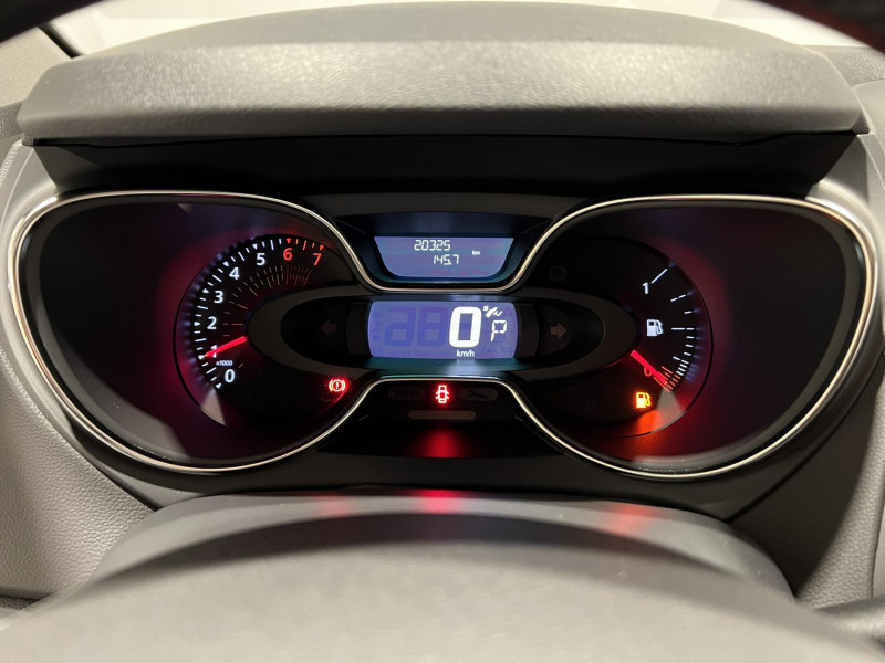 Photo 11 de l'offre de RENAULT CAPTUR TCe 130 FAP Intens à 14990€ chez VL Auto