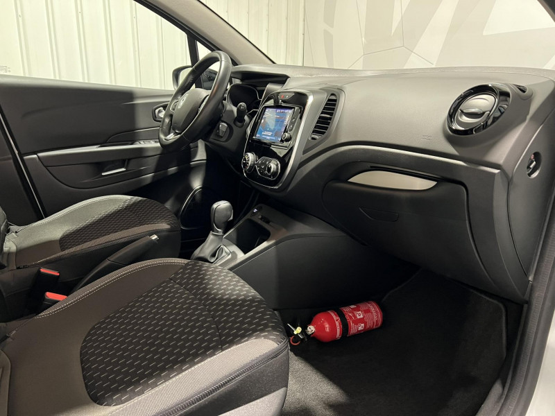 Photo 8 de l'offre de RENAULT CAPTUR TCe 130 FAP Intens à 14990€ chez VL Auto