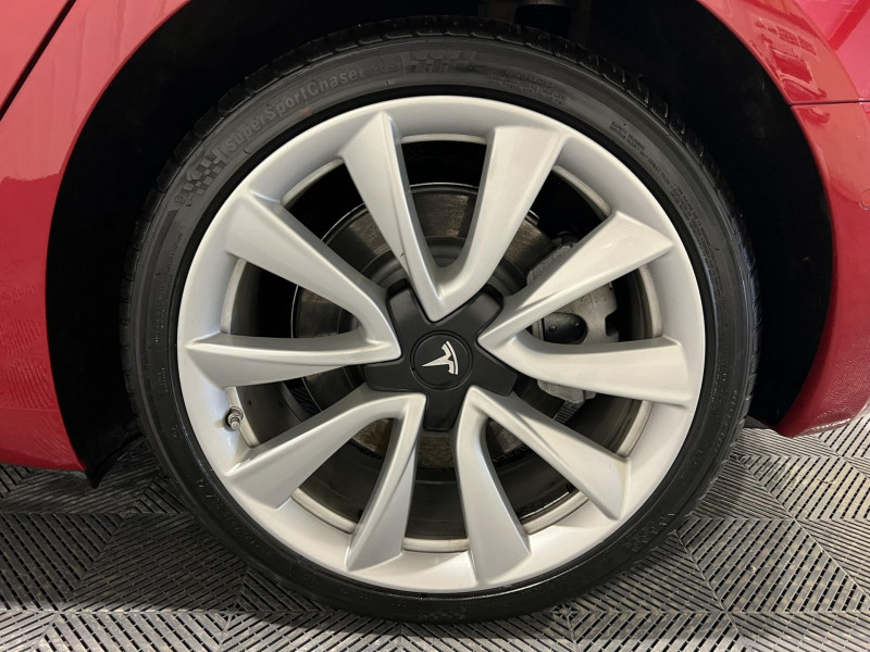 Photo 19 de l'offre de TESLA MODEL 3 Dual Motor AWD  Long-Range  à 25990€ chez VL Auto