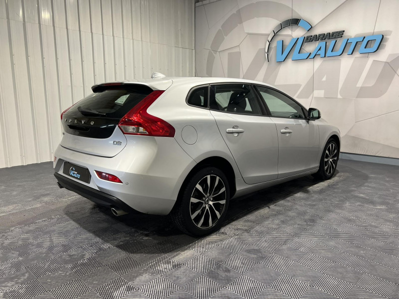 Photo 5 de l'offre de VOLVO V40 D2 AdBlue 120 ch Geartronic 6 SIGNATURE EDITION à 16490€ chez VL Auto