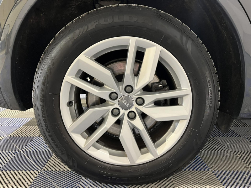 Photo 19 de l'offre de AUDI Q5  50 TFSI e 299 S tronic 7 Quattro Design à 30990€ chez VL Auto