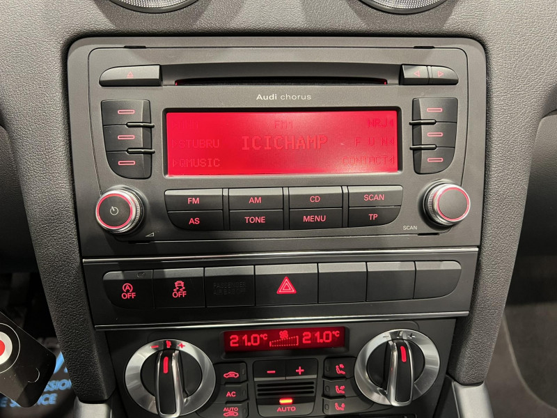 Photo 21 de l'offre de AUDI A3 CABRIOLET 1.6 TDI 105 DPF S Line à 12490€ chez VL Auto