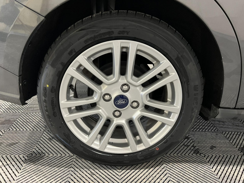 Photo 18 de l'offre de FORD TOURNEO COURIER 1.0 E 100 BV6 S&S Titanium à 12990€ chez VL Auto