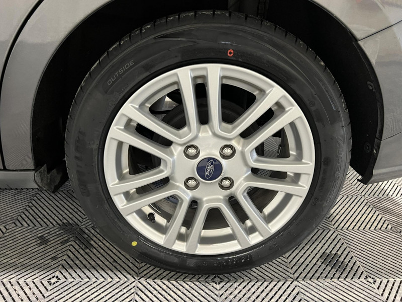 Photo 19 de l'offre de FORD TOURNEO COURIER 1.0 E 100 BV6 S&S Titanium à 12990€ chez VL Auto