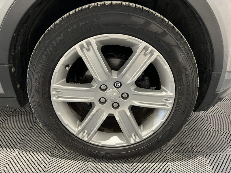 Photo 16 de l'offre de LAND-ROVER RANGE ROVER EVOQUE TD4 Dynamic à 15990€ chez VL Auto