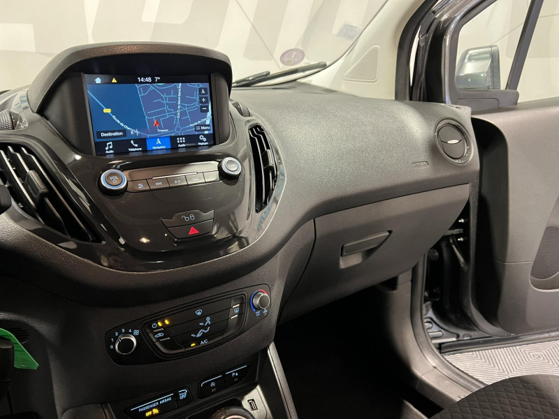Photo 12 de l'offre de FORD TOURNEO COURIER 1.0 E 100 BV6 S&S Titanium à 12990€ chez VL Auto