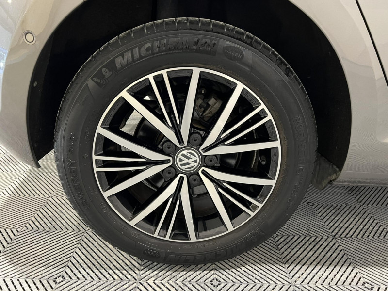 Photo 17 de l'offre de VOLKSWAGEN GOLF 1.2 TSI 110 BlueMotion Technology Allstar à 14990€ chez VL Auto