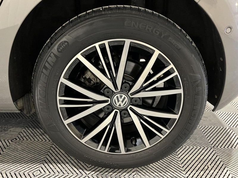 Photo 18 de l'offre de VOLKSWAGEN GOLF 1.2 TSI 110 BlueMotion Technology Allstar à 14990€ chez VL Auto