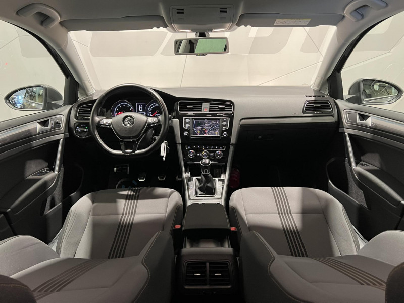 Photo 7 de l'offre de VOLKSWAGEN GOLF 1.2 TSI 110 BlueMotion Technology Allstar à 14990€ chez VL Auto