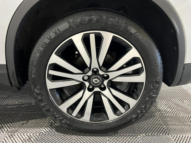 Photo 19 de l'offre de RENAULT KOLEOS dCi 175 4x2 X-tronic Initiale Paris à 22990€ chez VL Auto