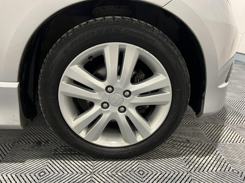 Photo 16 de l'offre de HONDA JAZZ 1.4 i-VTEC Elegance à 8490€ chez VL Auto