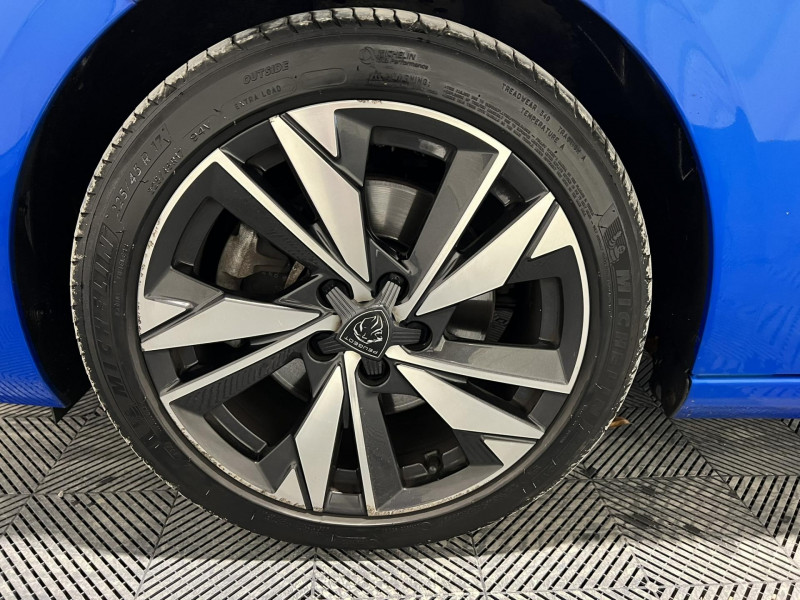 Photo 19 de l'offre de PEUGEOT 308  BlueHDi 130ch S&S EAT8 Allure à 18490€ chez VL Auto