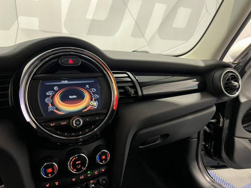 Photo 11 de l'offre de MINI MINI 5 Portes Cooper 136 ch Finition Chili BVA à 13990€ chez VL Auto