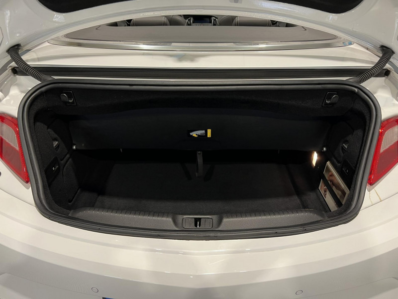 Photo 10 de l'offre de OPEL CASCADA 2.0 CDTI 165 ch Cosmo Pack BVA à 13990€ chez VL Auto