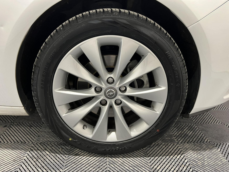 Photo 17 de l'offre de OPEL CASCADA 2.0 CDTI 165 ch Cosmo Pack BVA à 13990€ chez VL Auto