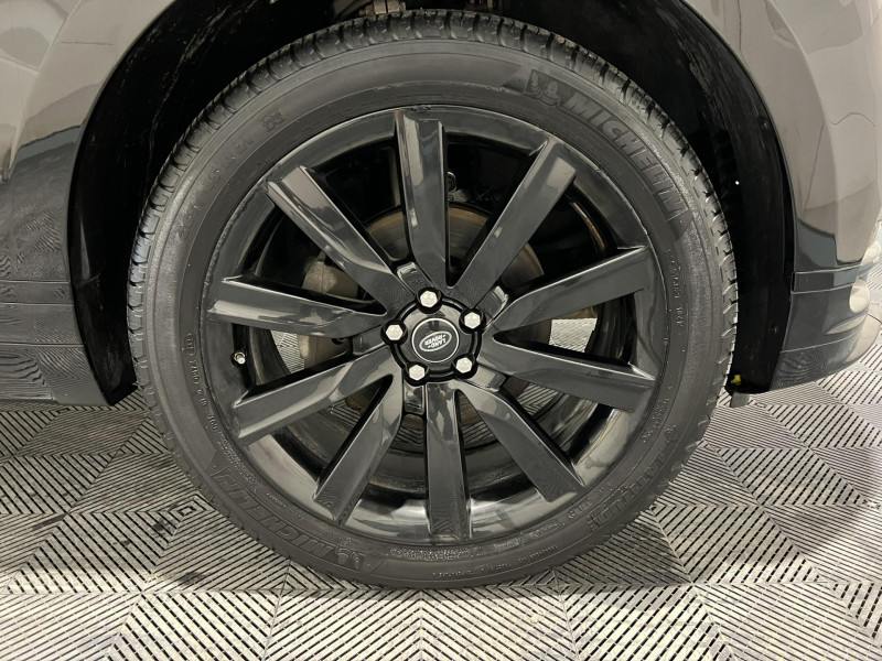 Photo 17 de l'offre de LAND-ROVER RANGE ROVER VELAR 2.0L D180 BVA SE R-Dynamic à 27990€ chez VL Auto