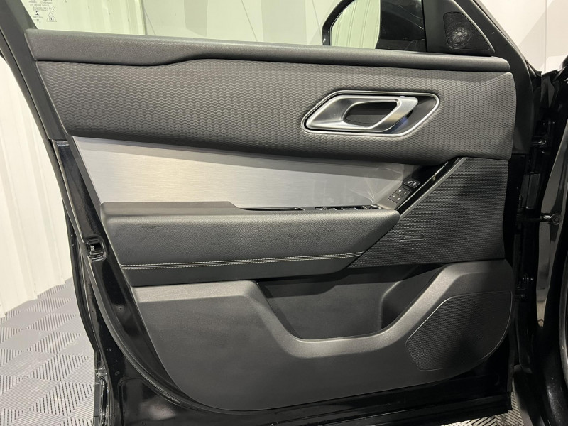 Photo 21 de l'offre de LAND-ROVER RANGE ROVER VELAR 2.0L D180 BVA SE R-Dynamic à 27990€ chez VL Auto