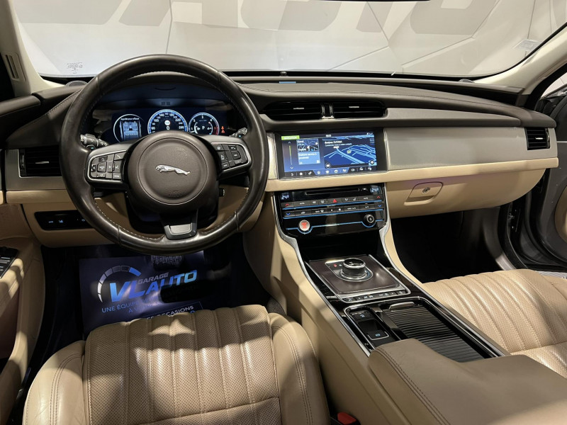 Photo 14 de l'offre de JAGUAR XF  V6 3.0 D - 300 ch BVA Portfolio à 21990€ chez VL Auto