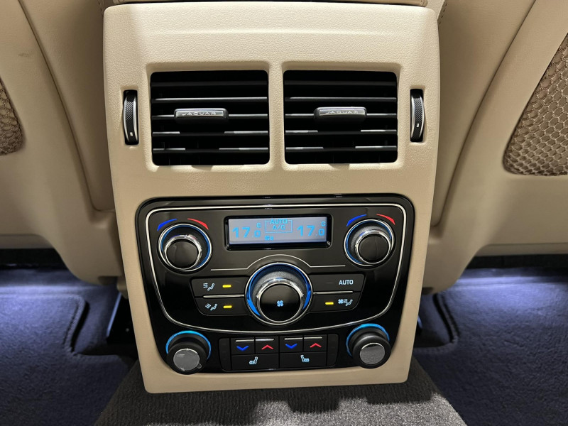 Photo 21 de l'offre de JAGUAR XF  V6 3.0 D - 300 ch BVA Portfolio à 21990€ chez VL Auto