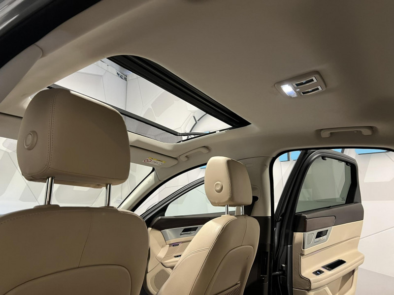Photo 16 de l'offre de JAGUAR XF  V6 3.0 D - 300 ch BVA Portfolio à 21990€ chez VL Auto