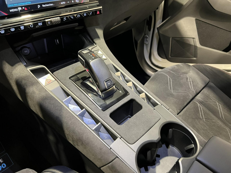 Photo 13 de l'offre de DS DS7 CROSSBACK 180 EAT8 Performance Line+ à 19990€ chez VL Auto