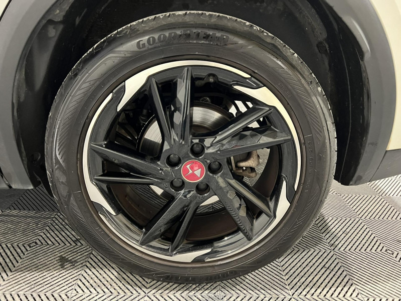 Photo 19 de l'offre de DS DS7 CROSSBACK 180 EAT8 Performance Line+ à 19990€ chez VL Auto