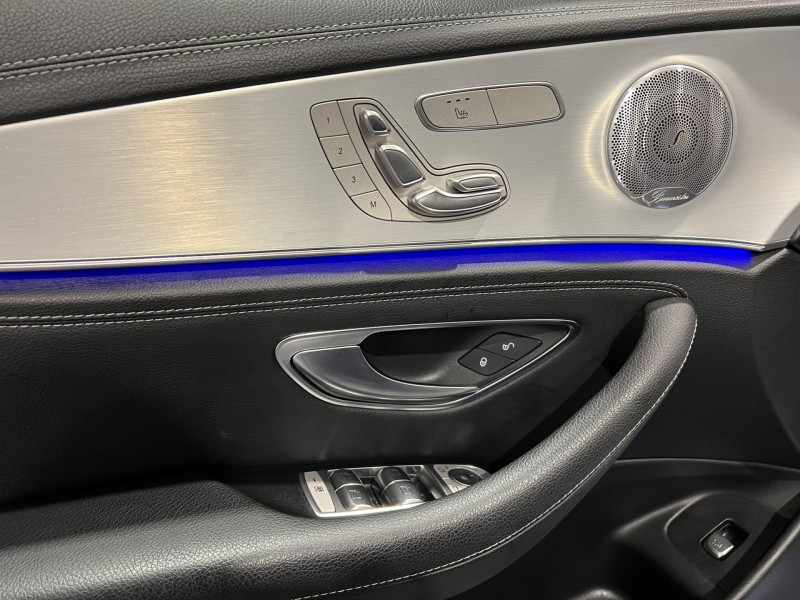 Photo 22 de l'offre de MERCEDES-BENZ CLASSE E BREAK 300 de 9G-Tronic AMG Line à 29990€ chez VL Auto