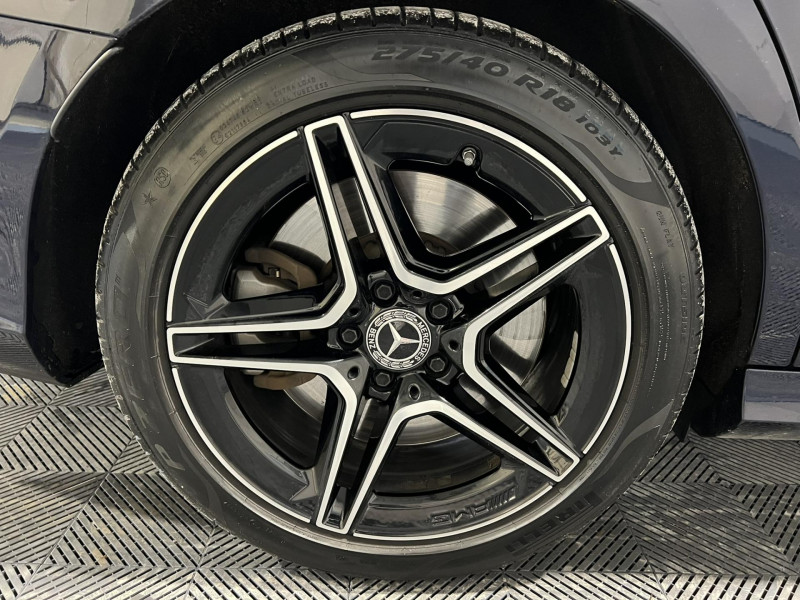 Photo 18 de l'offre de MERCEDES-BENZ CLASSE E BREAK 300 de 9G-Tronic AMG Line à 29990€ chez VL Auto