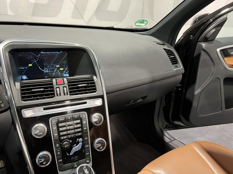 Photo 12 de l'offre de VOLVO XC60  D3 150 ch Inscription Geartronic BVA à 21490€ chez VL Auto