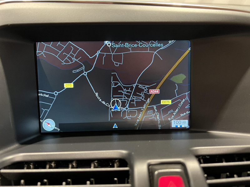 Photo 23 de l'offre de VOLVO XC60  D3 150 ch Inscription Geartronic BVA à 21490€ chez VL Auto