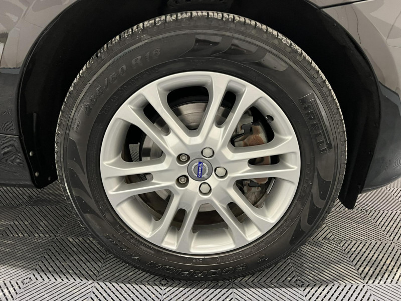 Photo 17 de l'offre de VOLVO XC60  D3 150 ch Inscription Geartronic BVA à 21490€ chez VL Auto