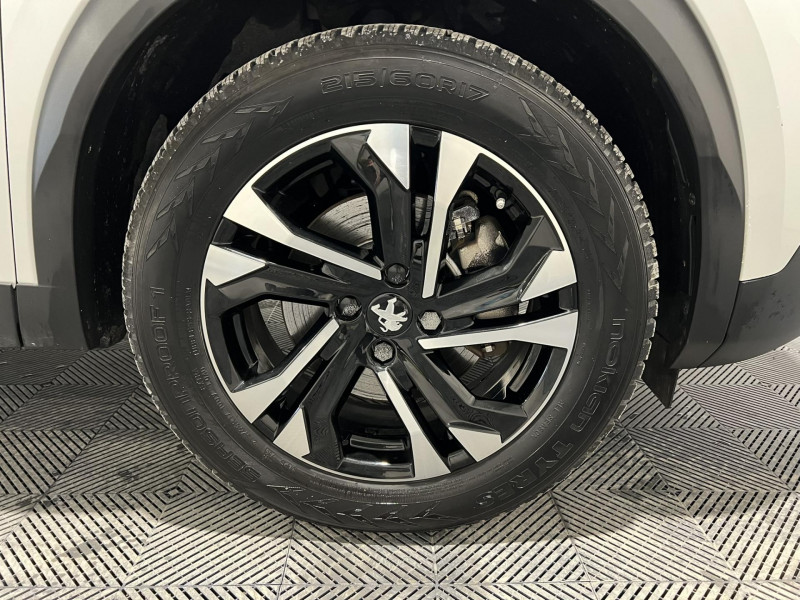 Photo 17 de l'offre de PEUGEOT 2008 136 ch Allure Pack à 14990€ chez VL Auto