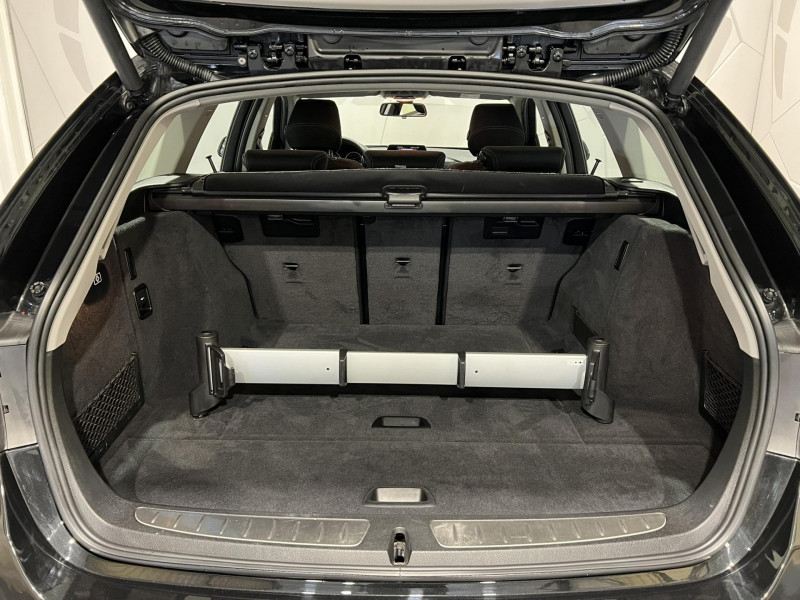 Photo 10 de l'offre de BMW serie 3 touring 318d 150 ch F31 LCI Lounge Plus BVA à 17490€ chez VL Auto