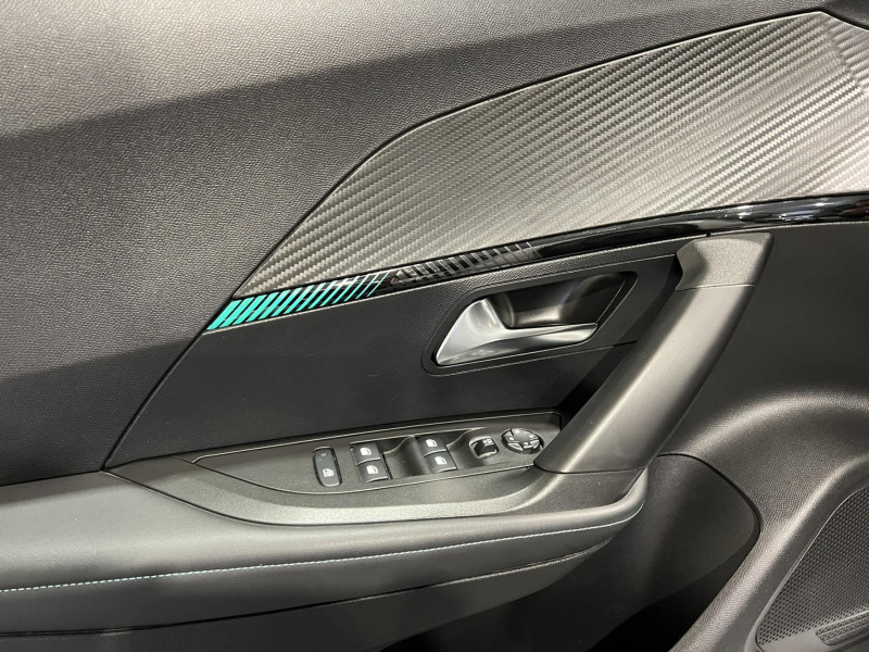 Photo 22 de l'offre de PEUGEOT 2008 136 ch Allure Pack à 14990€ chez VL Auto