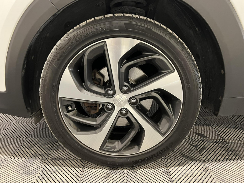 Photo 20 de l'offre de HYUNDAI TUCSON 1.7 CRDi 141 2WD Executive DCT-7 à 16990€ chez VL Auto