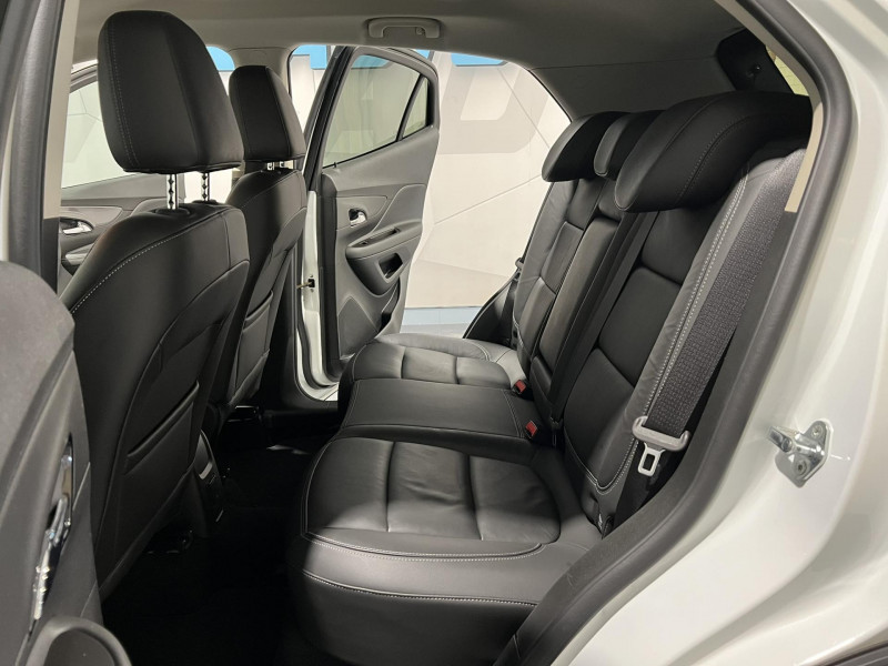 Photo 9 de l'offre de OPEL MOKKA X 1.4 Turbo - 140 ch 4x2 BVA6 Elite à 12490€ chez VL Auto
