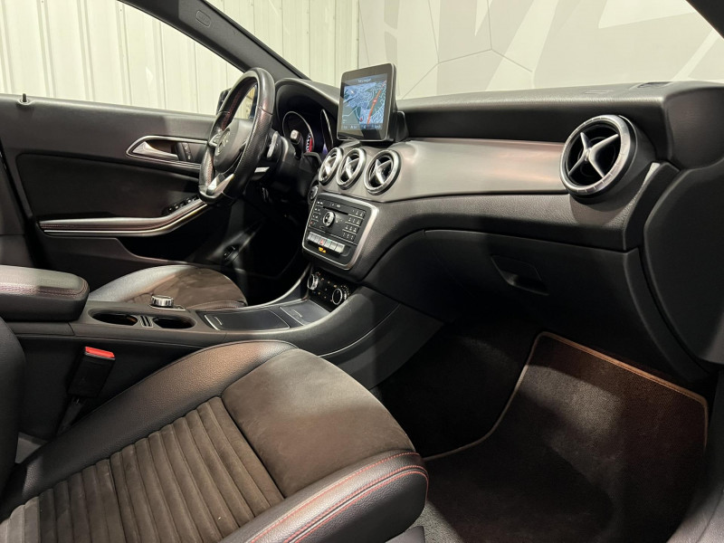 Photo 8 de l'offre de MERCEDES-BENZ CLA SHOOTING BRAKE 220 d 7-G DCT A Launch Edition à 16490€ chez VL Auto