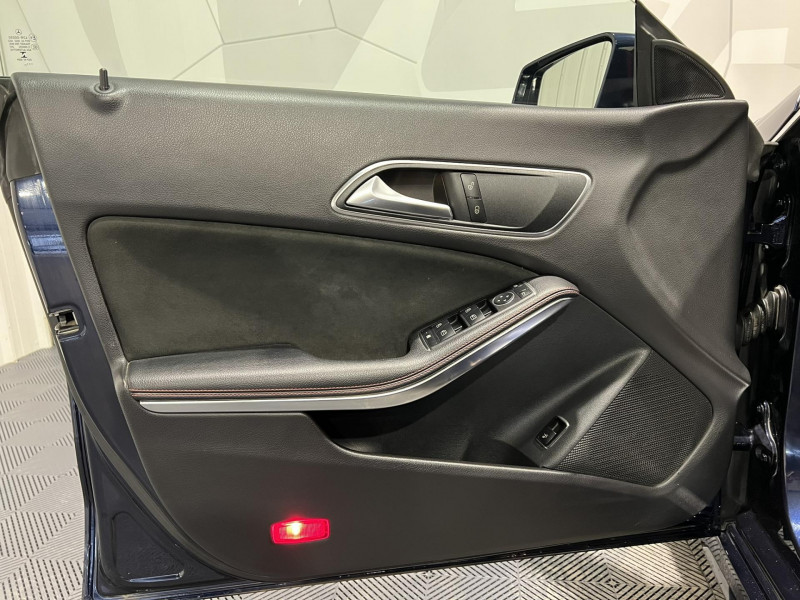 Photo 21 de l'offre de MERCEDES-BENZ CLA SHOOTING BRAKE 220 d 7-G DCT A Launch Edition à 16490€ chez VL Auto