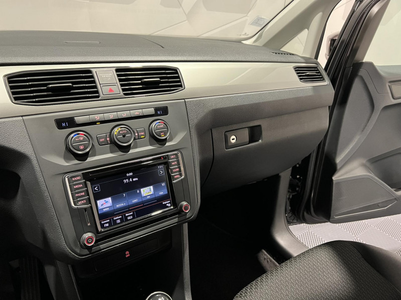 Photo 12 de l'offre de VOLKSWAGEN CADDY 2.0 TDI 102 Trendline à 16490€ chez VL Auto